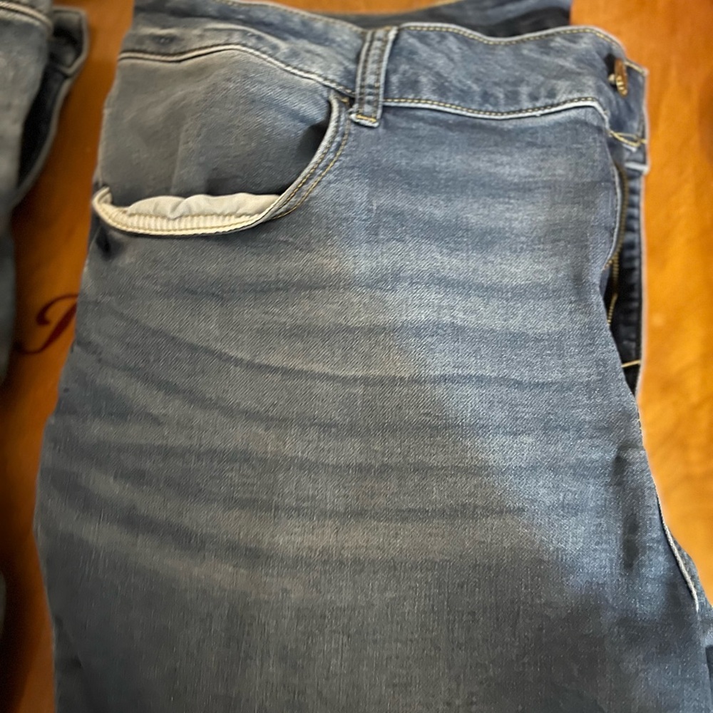 Maurice’s brand jeans never worn 22w